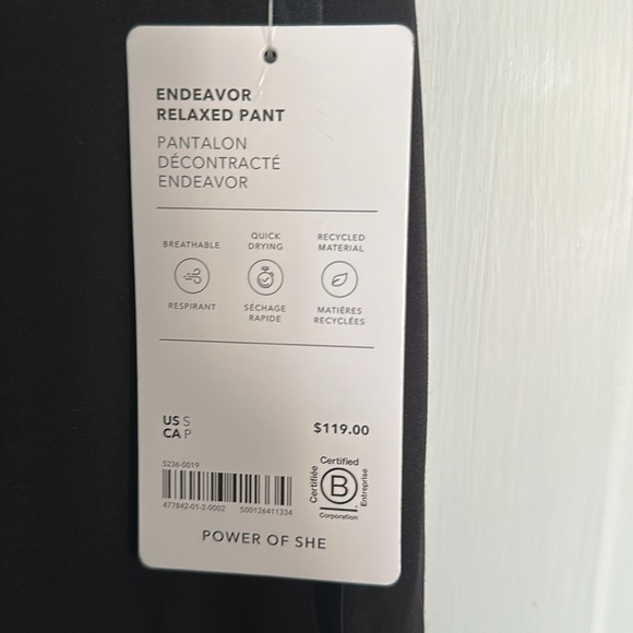 ATHLETA NWT Endeavor Relaxed Pant. Black so comfortable drawstring waist - Picture 9 of 10